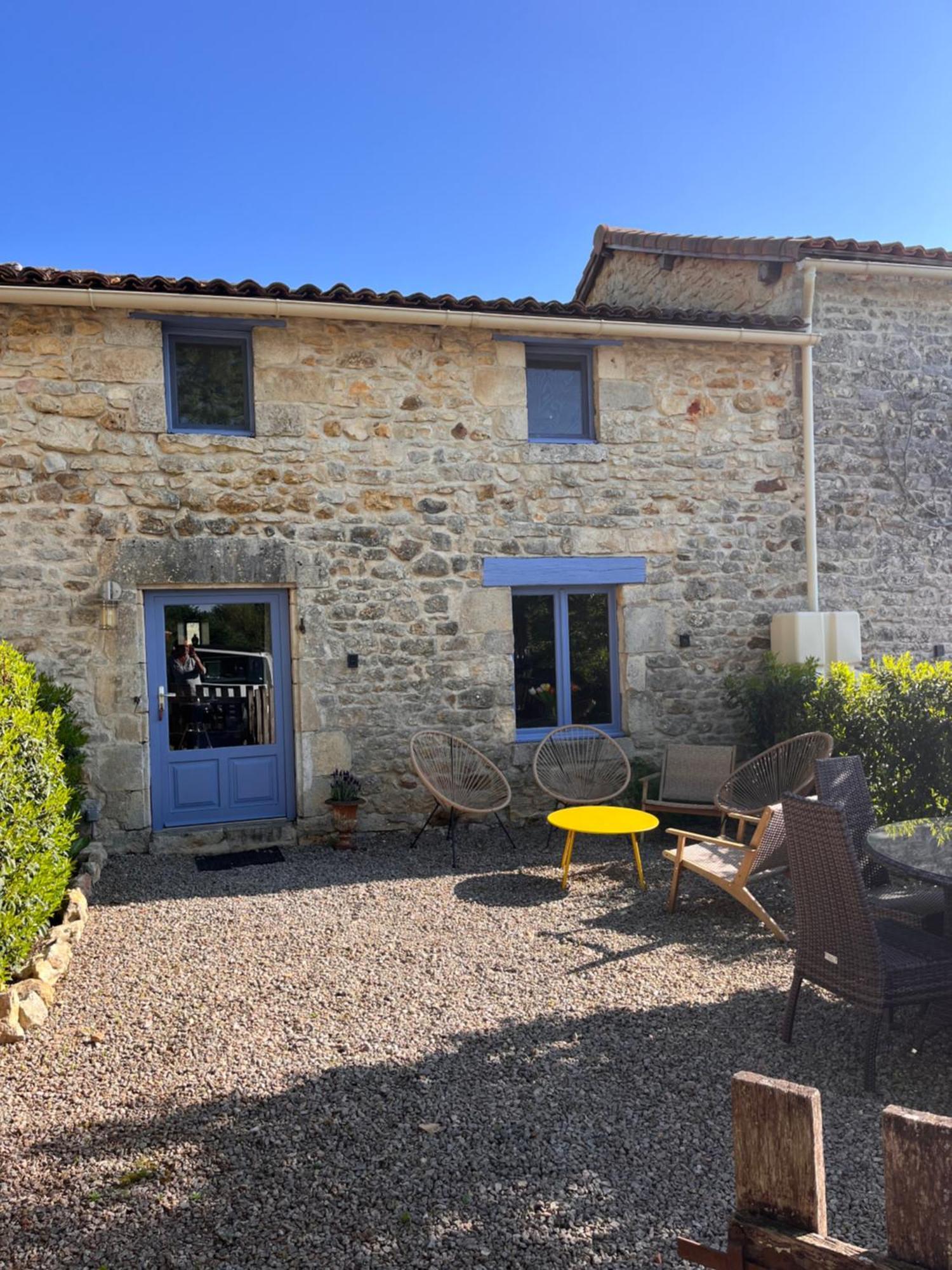 Le Plantier2 Villa Beaulieu-sur-Sonnette Dış mekan fotoğraf